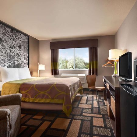 Super 8 By Wyndham Akron S/Green/Uniontown Oh Экстерьер фото