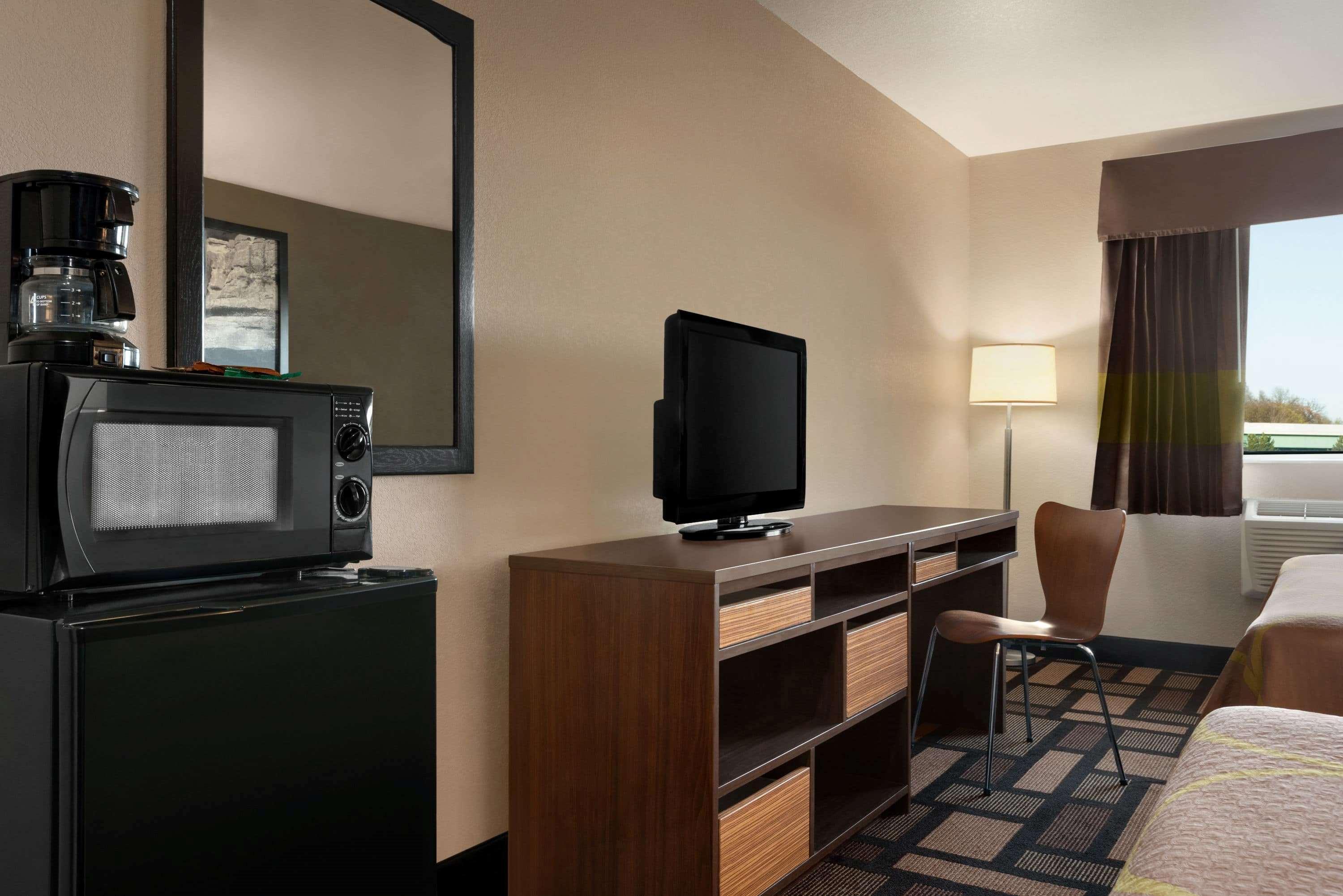 Super 8 By Wyndham Akron S/Green/Uniontown Oh Экстерьер фото